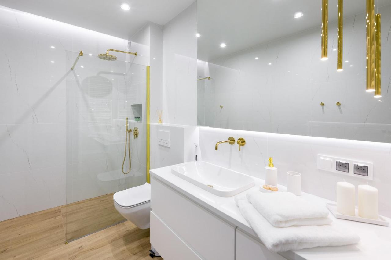 Golden Star Apartment Krasków Eksteriør bilde